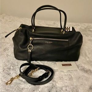 NWT Henri Bendel lg blk lthr bag w/ det. Sh strap
